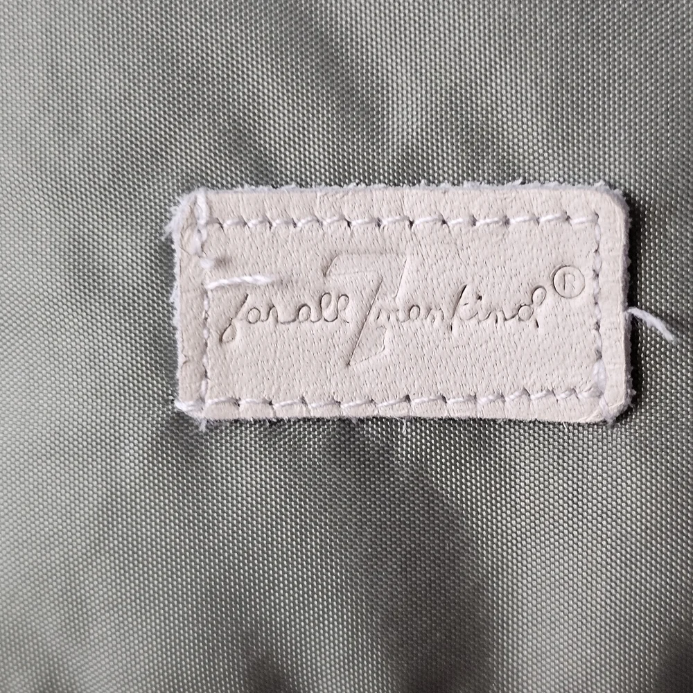 7 for All Mankind Girls’ Winter pufferJacket 12M army green pink fall hooded